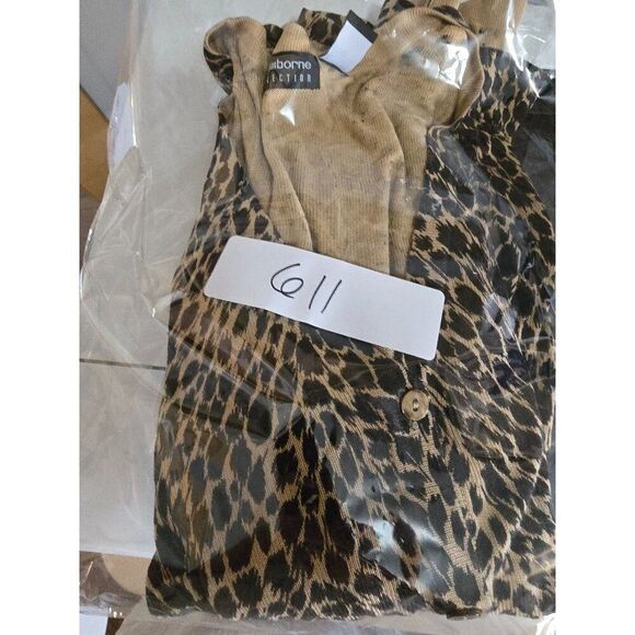 Liz Claiborne Collection Leopard Print Silk Button-Up Cardigan animal mob wife - Picture 6 of 6